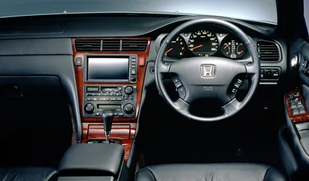 Honda Legend EXCLUSIVE (KA9)