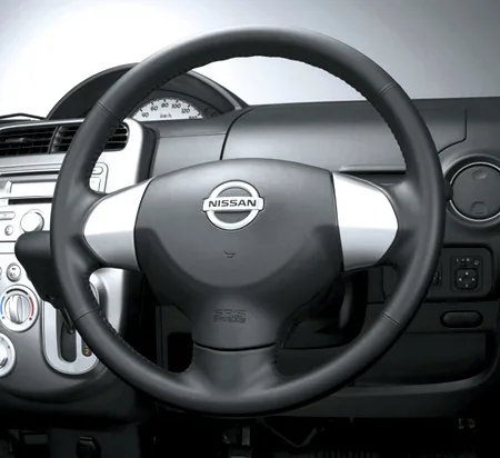 Nissan Otti RS FOUR (H92W)