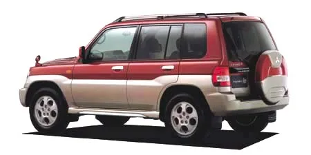 Mitsubishi Pajero IO ZR (H67W)