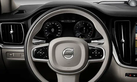Volvo S60 T4 MOMENTUM (ZB420)