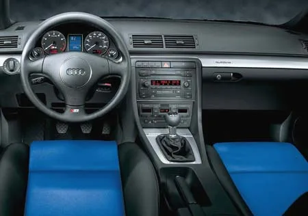 Audi S4 BASE GRADE (8EBBKF)