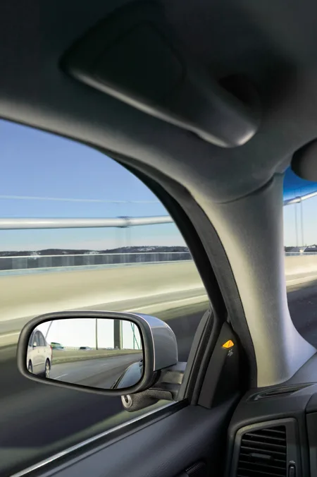 Volvo S60 2.4 (RB5244)