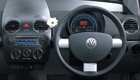 Volkswagen New Beetle VINTAGE (9CAZJ)