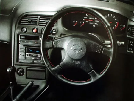 Nissan Skyline GTS-4 (ENR33)