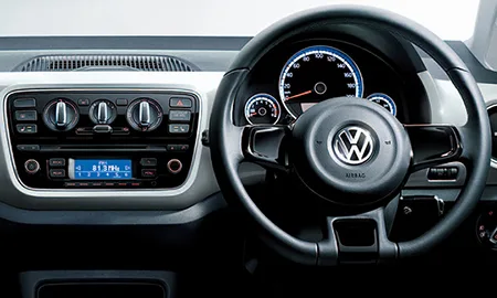 Volkswagen UP HIGH UP! (AACHY)