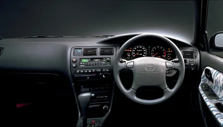 Toyota Corolla Touring Wagon G TOURING (AE100G)