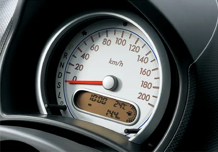Suzuki Splash BASE GRADE (XB32S)