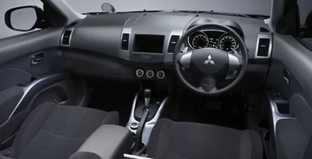 Mitsubishi Outlander 24E (CW5W)