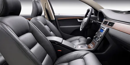 Volvo V70 2.5T LE (BB5254W)