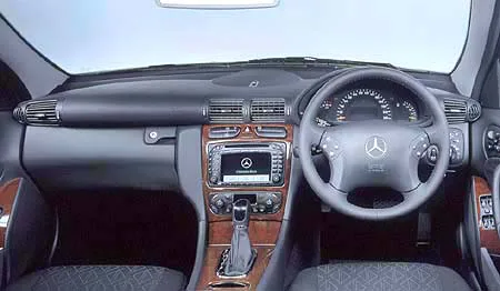Mercedes Benz Cclass Stationwagon C200 KOMPRESSOR STATIONWAGON (203235 / 203245)