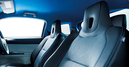 Toyota IQ130G MT LEATHER PACKAGE GRAN BLUE (NGJ10)