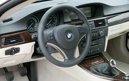 Bmw 3 Series 320i (WA20)
