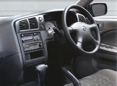 Nissan Expert LX-G (VNW11)