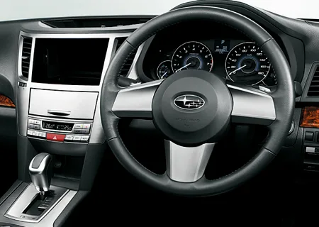 Subaru Legacy B4 2.5GT L PACKAGE (BM9)