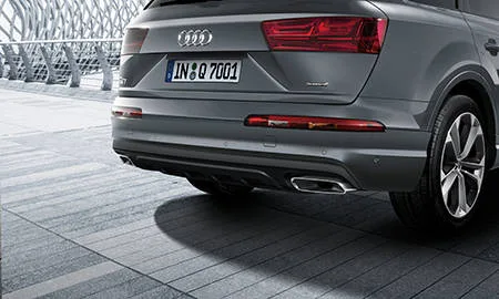 Audi Q7 URBAN BLACK (4MCYRA)