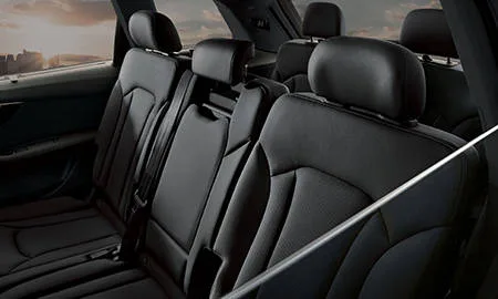 Audi Q7 BLACK STYLING (4MCYRA)