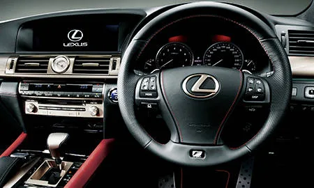 Lexus LS600H F SPORT X LINE (UVF45)