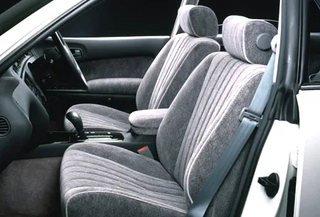 Toyota Crown Majesta A TYPE S (JZS147)