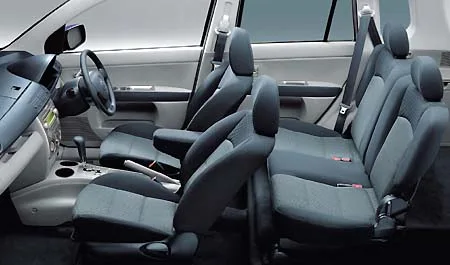 Mazda Demio SPORT (DY5W)