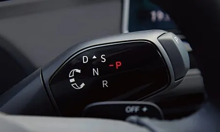 Volkswagen Passat EHYBRID R LINE (CJ15V / CJ20V)