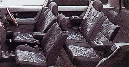 Daihatsu Pyzar CL AERO VERSION (G301G)