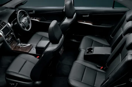 Toyota Camry HYBRID LEATHER PACKAGE (AVV50)