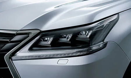 Lexus LX570 BLACK SEQUENCE (URJ201W)