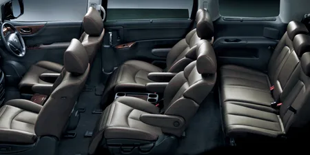 Nissan Elgrand 350HIGHWAY STAR PREMIUM (PE52)