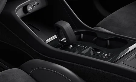 Volvo XC40 ULTIMATE B4 AWD DARK EDITION (XB420TXCM2)
