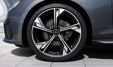 Audi A4 Avant BLACK STYLE PLUS (8WDEZ / 8WDTPF)