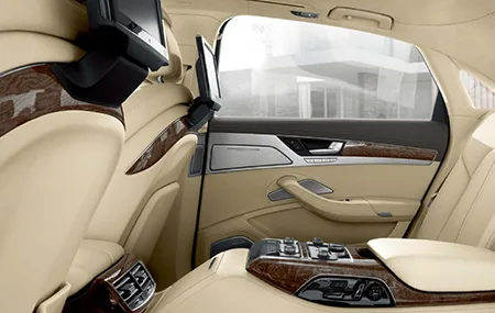 Audi A8 L W12 QUATTRO (4HCEJL)