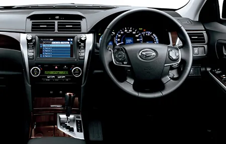 Daihatsu Altis HYBRID G PACKAGE (AVV50N)