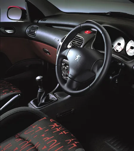 Peugeot 206 XT PREMIUM (T1KFW / T1NFU)