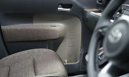 Toyota Sienta HYBRID X (MXPL15G)