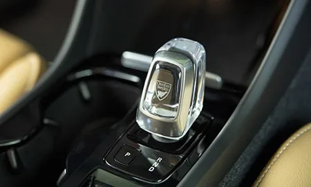 Volvo XC40 RECHARGE PLUG IN HYBRID T5 INSCRIPTION (XB3154XCP)