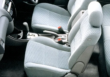 Mazda Capella ZI (GFEP)