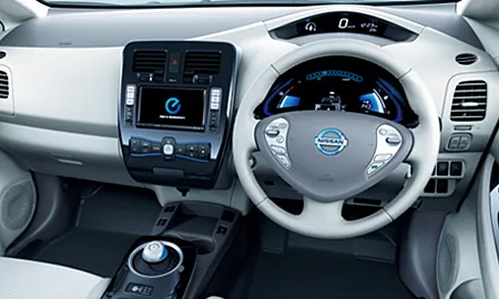 Nissan Leaf G (AZE0)