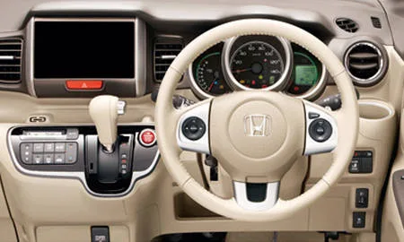 Honda Nbox G TURBO L PACKAGE (JF1)