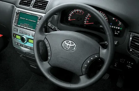 Toyota Ipsum 240S (ACM26W)