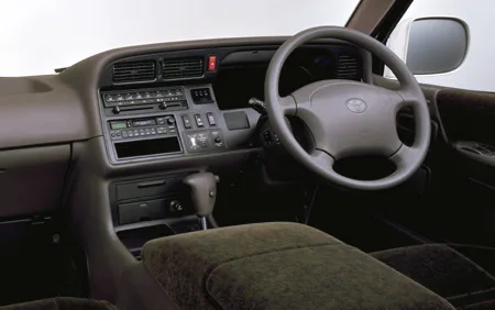 Toyota Hiace Wagon CUSTOM (KZH106G)