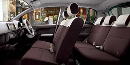 Toyota Passo PLUS HANA C PACKAGE (KGC30)