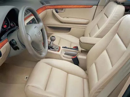 Audi A4 2.4SE (8EAMBF / 8EASNF / 8EBDV)