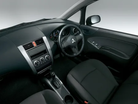 Mitsubishi Colt Plus 1.5M (Z24W)