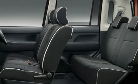 Daihatsu Move Conte CUSTOM X (L585S)