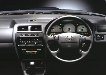 Toyota Starlet GLANZA S (EP91)