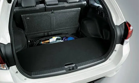 Toyota Corolla Fielder 1.5X (NZE161G)