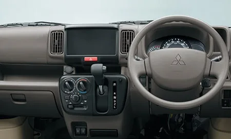 Mitsubishi Minicab Van G (DS17V)