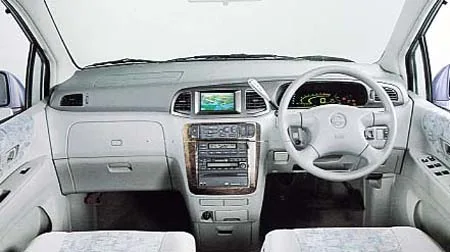 Nissan Liberty L-C PACK (PM12)