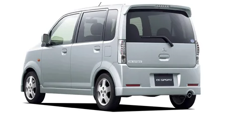 Mitsubishi EK Sport RS (H82W)