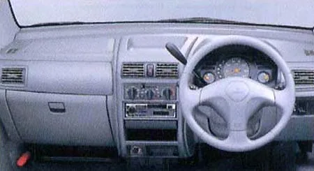 Mitsubishi Toppo BJ U (H42V)